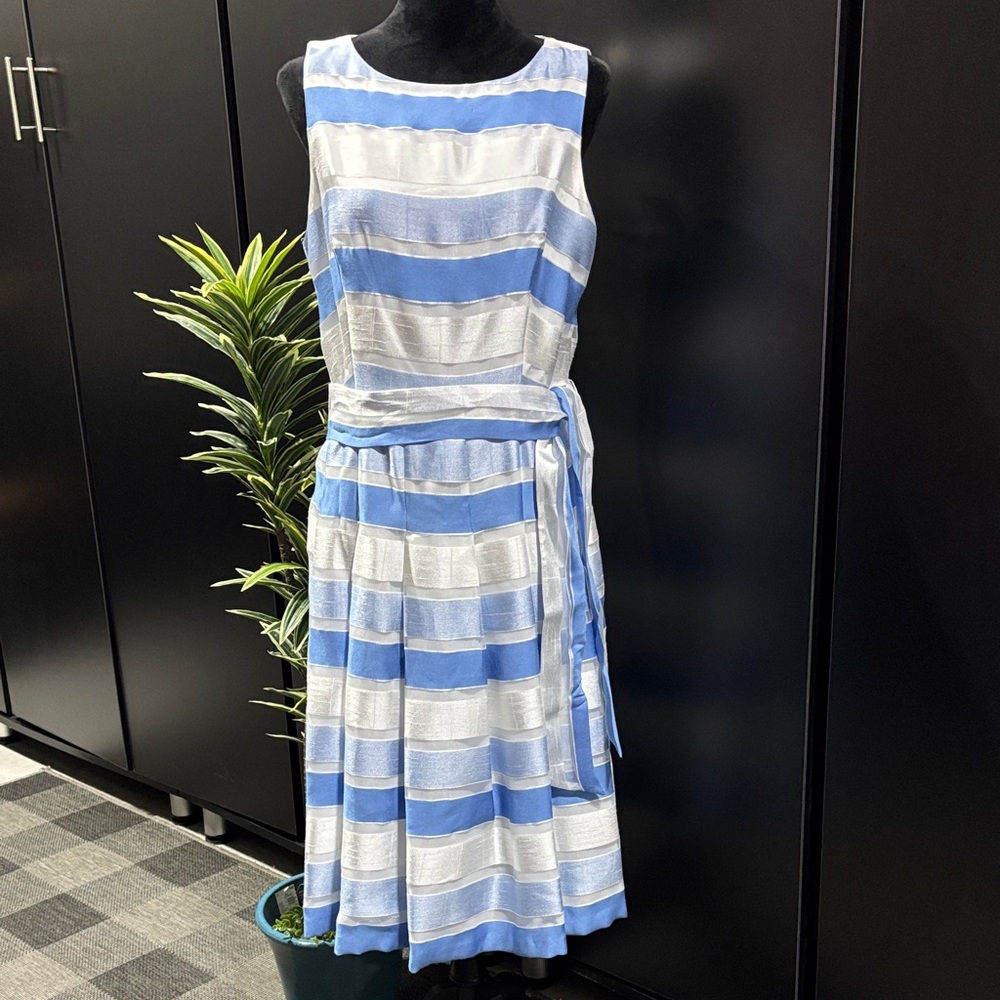 Anne Klein Shore Blue Multi Horizontal stripe,sleeveless,zipper back,full lined